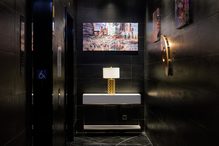Bathroom 4, The BEACON, Kowloon