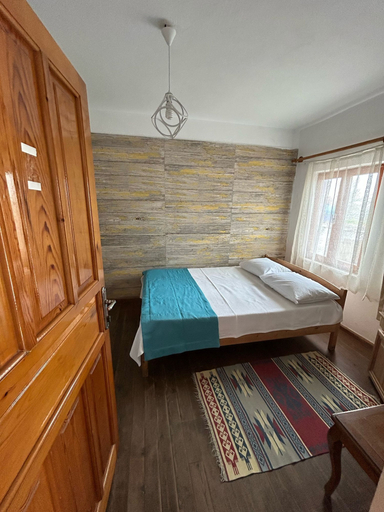 Bedroom 3, Kale Pansiyon, Bozcaada