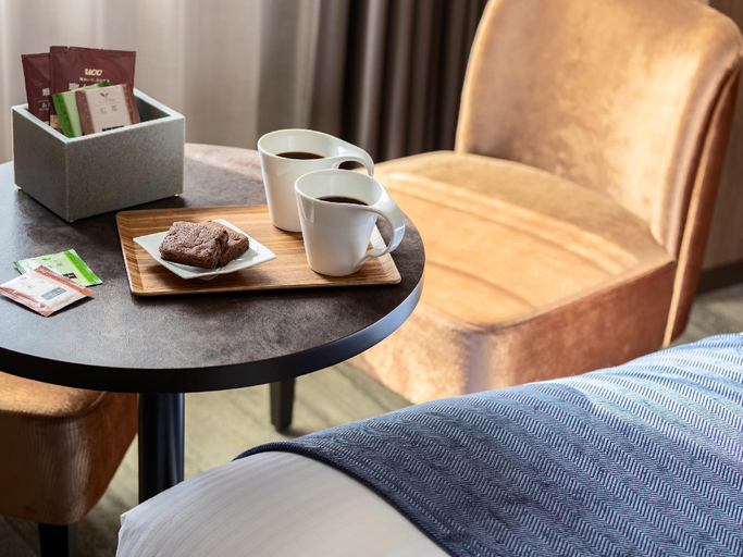 Amenities 10