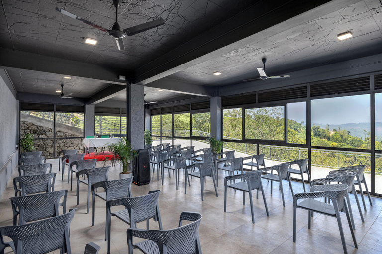 Food & Drinks 4, Elysian Vale, Idukki