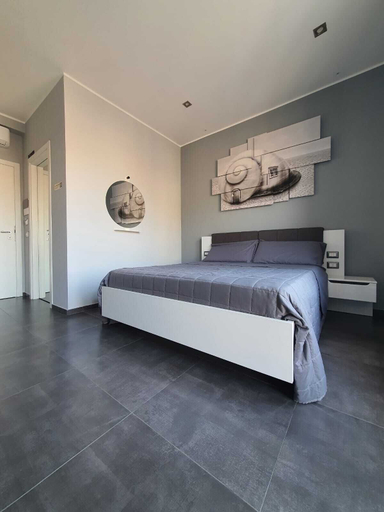 Bedroom 2, LUCA'S GARDEN B&B IN CATANIA, Catania