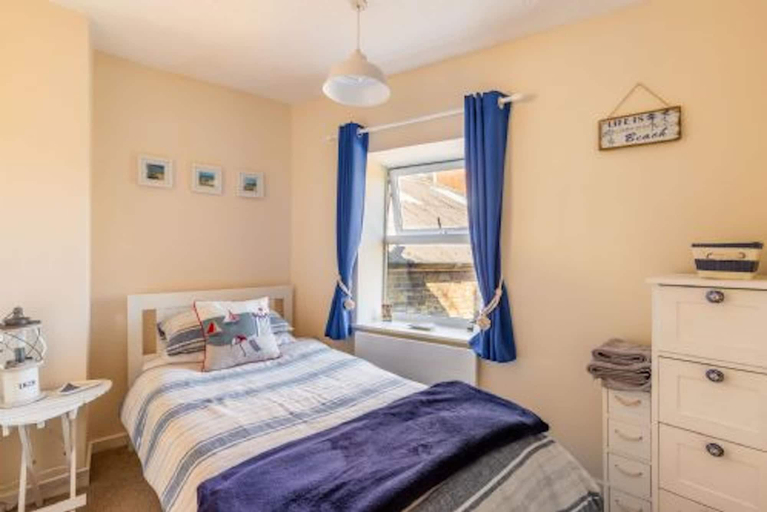Room 2, Host Stay West Street Cottage, Norfolk