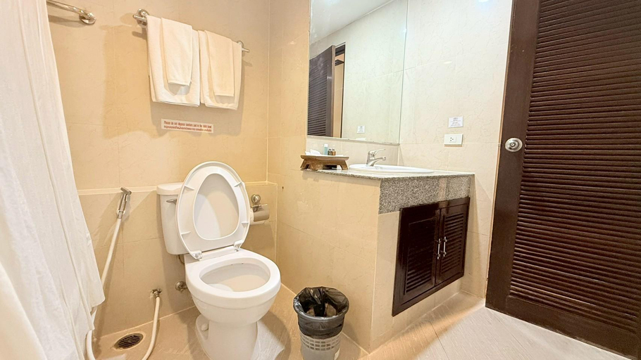 Bathroom 6