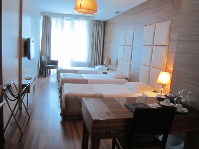 Bedroom 2, Derpa Suite Hotel, Şişli