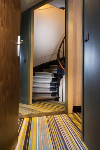 Public Area 2, Hotel Elixir, Paris