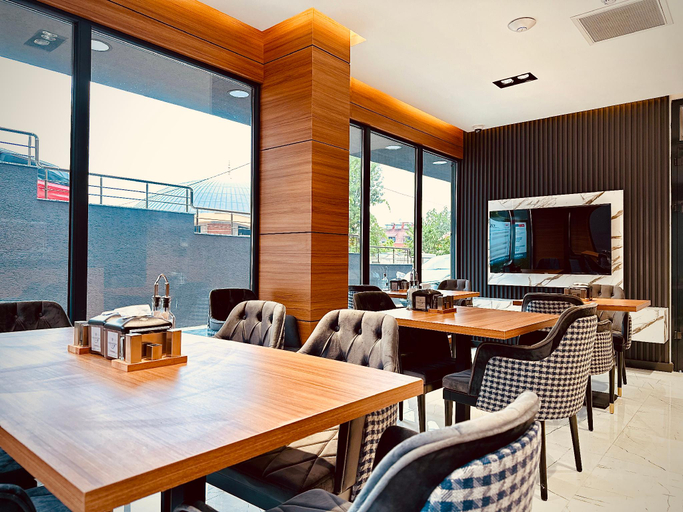 Food & Drinks 2, Golden Inn Airport Trabzon, Merkez