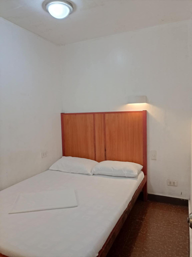 Bedroom 14