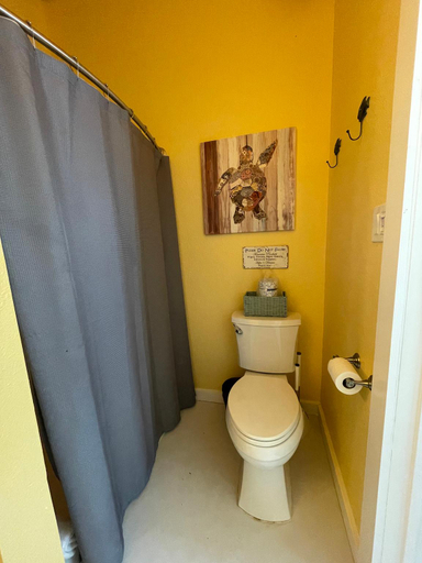 Bathroom 3, The Blue Heron, Aransas