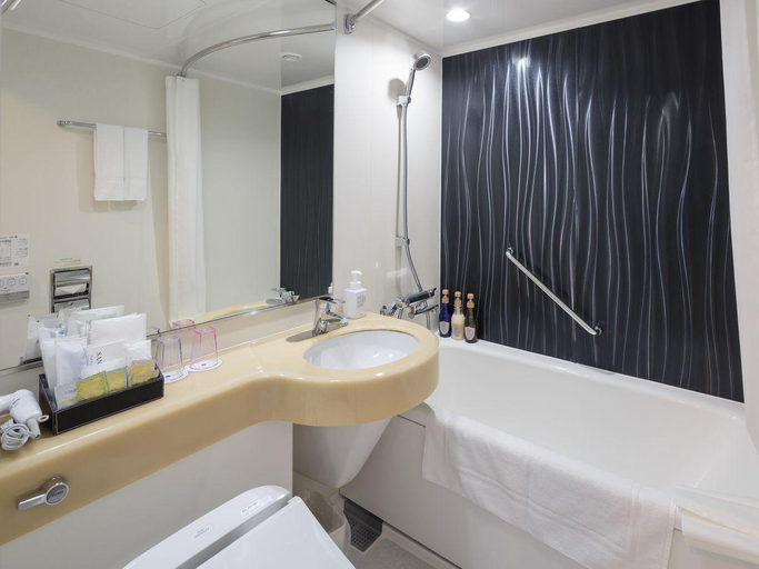 Bathroom 6