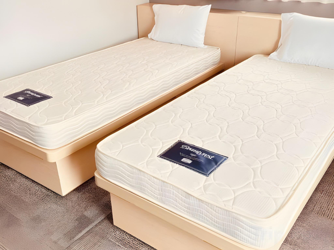 Bedroom 16