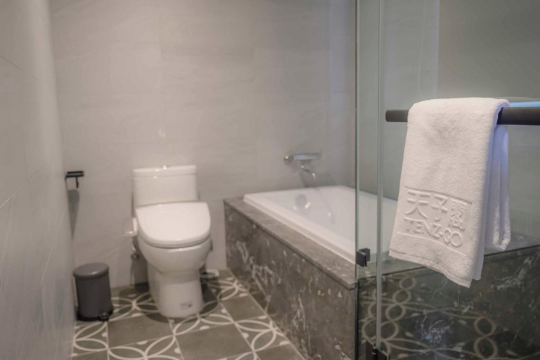 Bathroom 4, Tenz Go Hotel, Kaohsiung