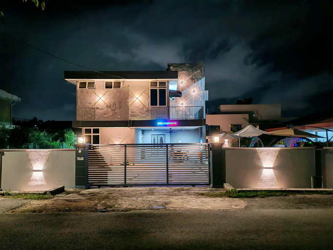 Exterior & Views 2, Comfy Tok Sira Home Kuantan 5 BR, Kuantan