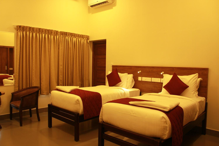 Bedroom 2, Hotel Kairali, Thrissur