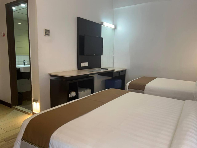 Bedroom 9