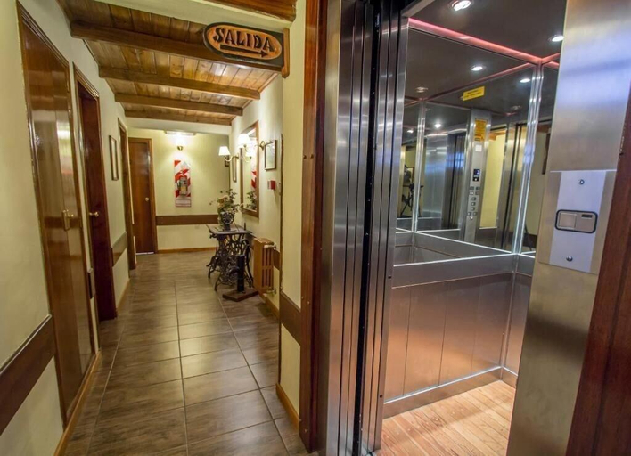Public Area 2, Hotel Sirenuse, General Pueyrredón
