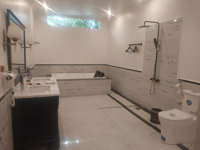 Bathroom 4, TULI VEER BAGH TURIA, Nagpur