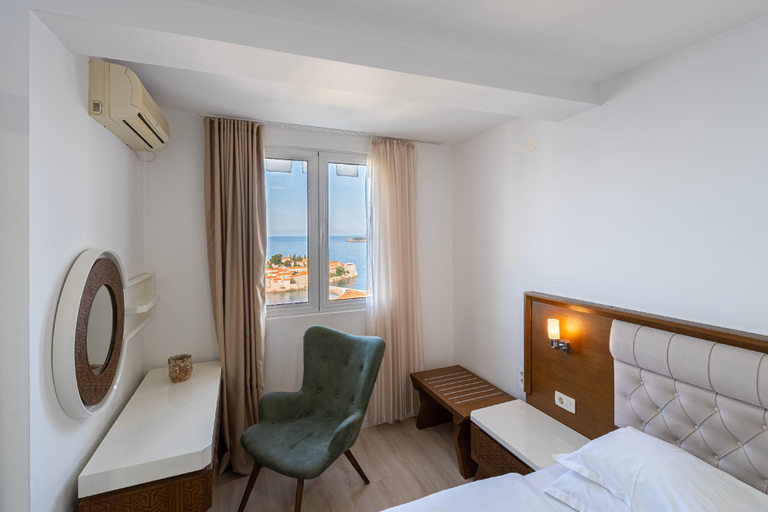 Bedroom 3, Hotel Adrovic Sveti Stefan