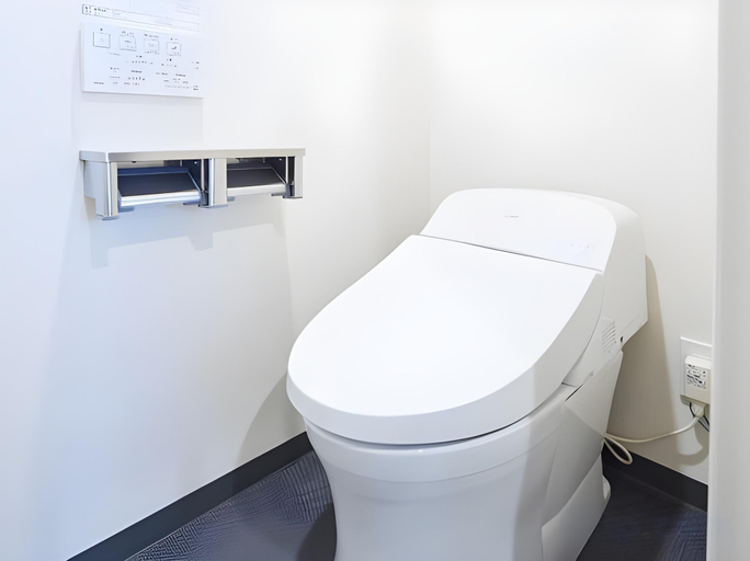 Bathroom 25