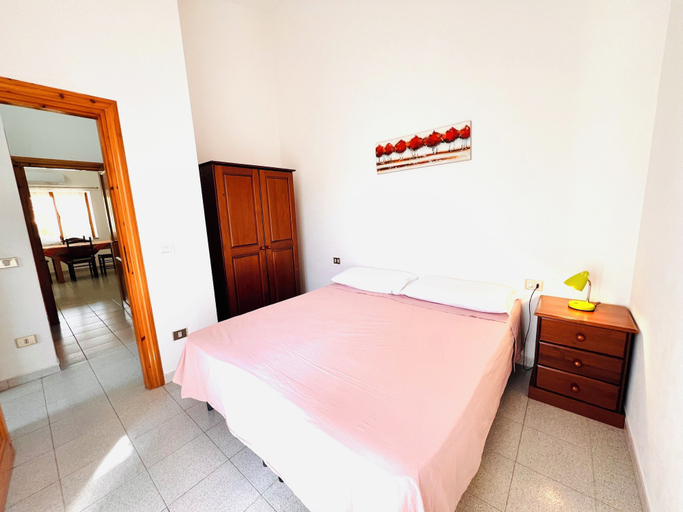 Bedroom 2, Residence La Cinta 8 DX, Nuoro