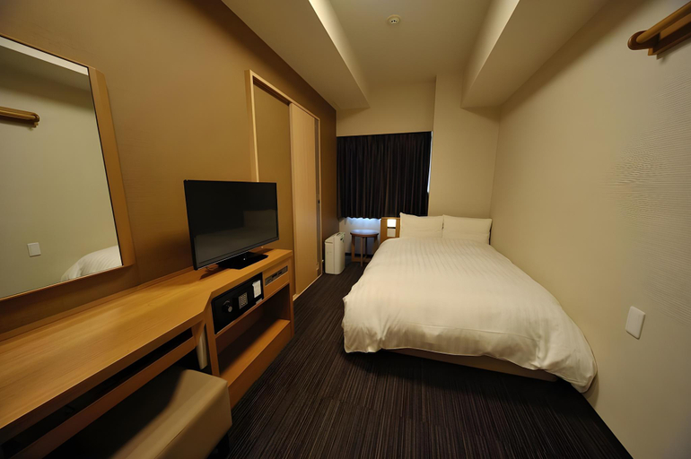 Bedroom 28