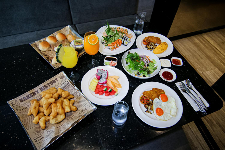 Food & Drinks 9