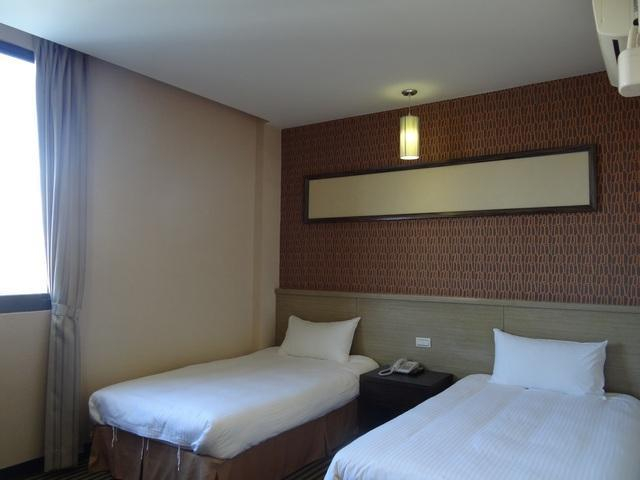 Bedroom 12