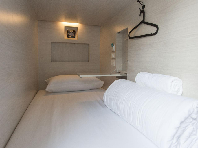 Bedroom 18