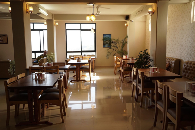 Food & Drinks 5, Hotel Lavisto, Kohima