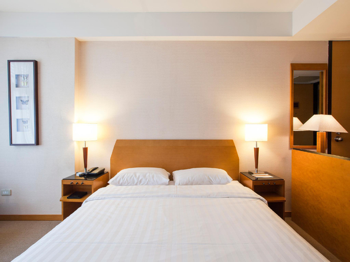 Bedroom 16