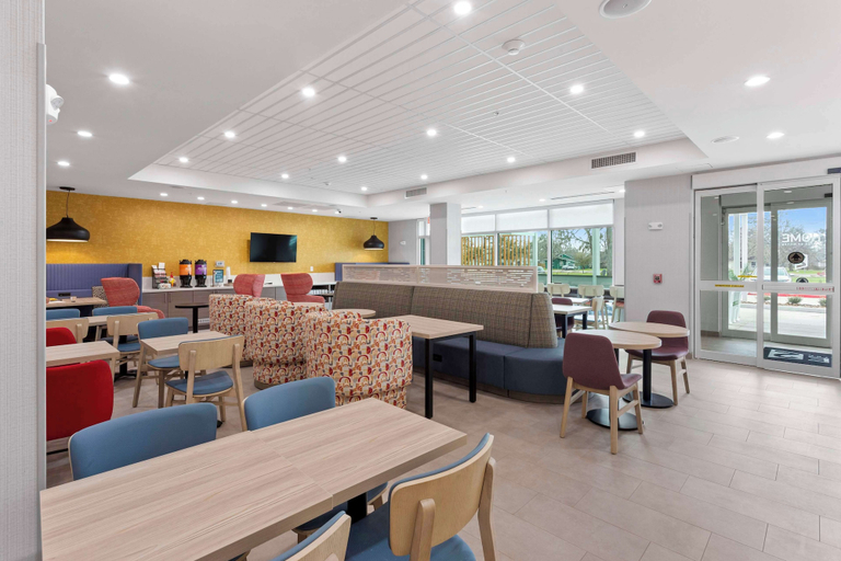 Food & Drinks 5, Home2 Suites By Hilton Lake Jackson, Brazoria