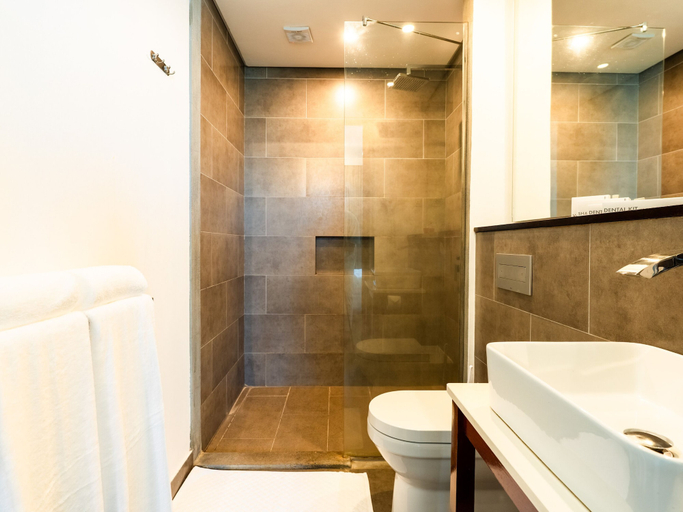 Bathroom 5, Mystik Life Style by NEWMARK