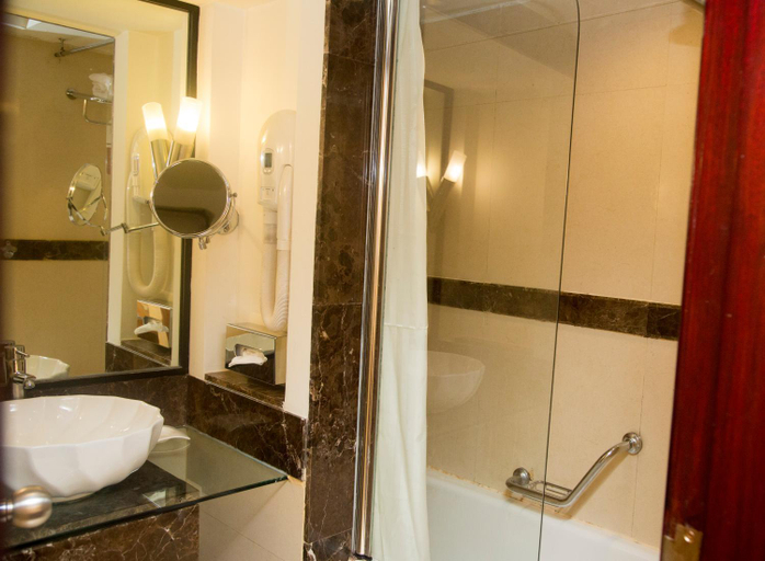 Bathroom 5, Marco Polo Hotel, Dubai