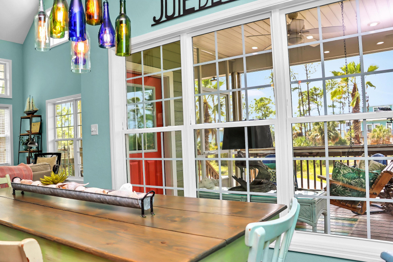 Food & Drinks 5, Rehoboth Cottage, Gulf