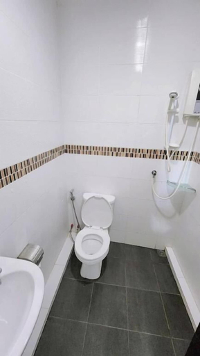 Bathroom 4, Jonah Hotel, Muang Chiang Mai