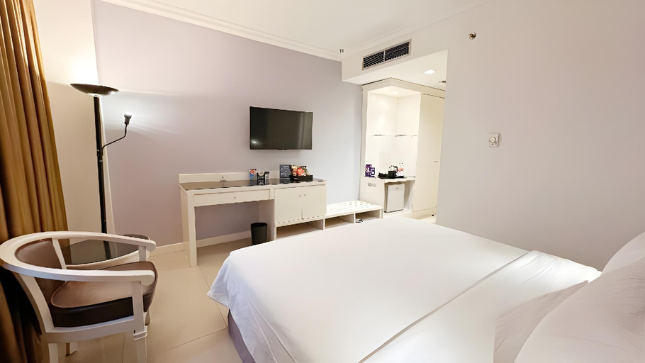 bedroom 13