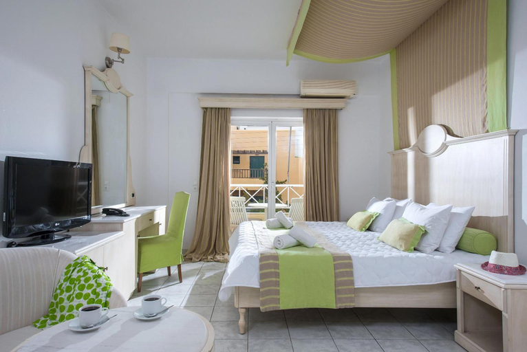 Bedroom 3, Elmi Suites, Crete