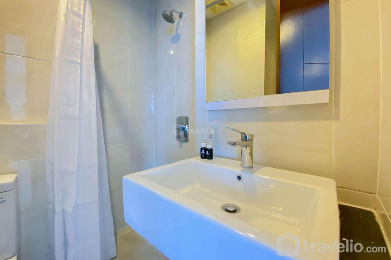 Bathroom 3, BrandNew Studio Capitol Park Residence By Travelio, Central Jakarta