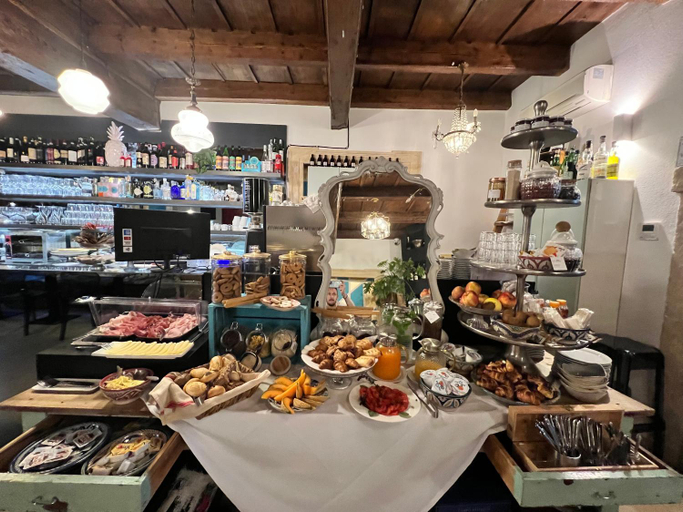 Food & Drinks 4, Pietra di Verona Residenza, Verona
