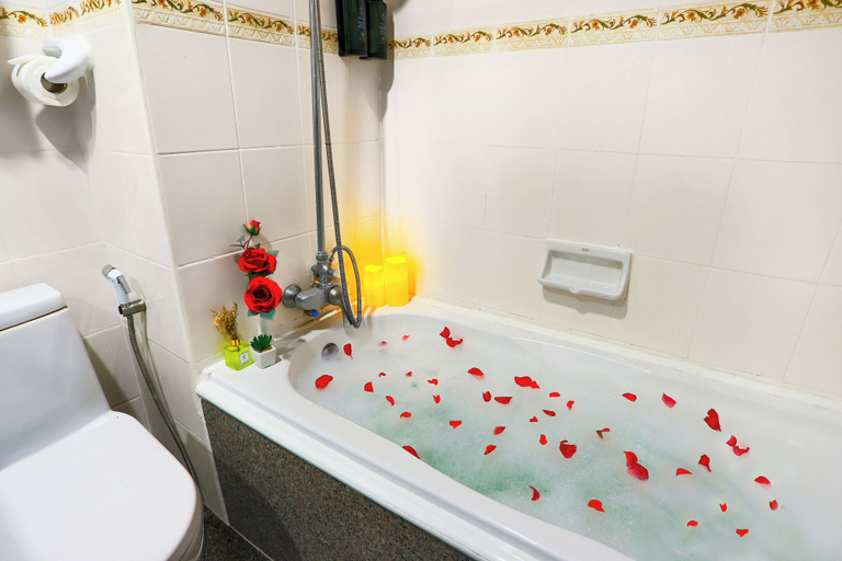 Bathroom 26