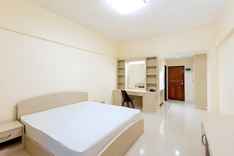 Bedroom 16