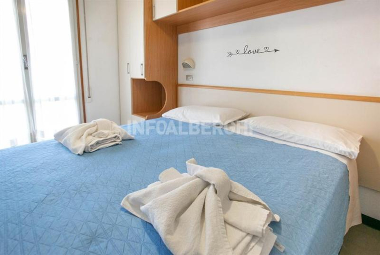 Bedroom 4, hotel paradiso, Rimini