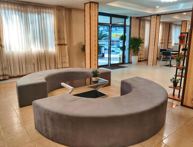 Public Area, Hotel Great Garden, Yangon