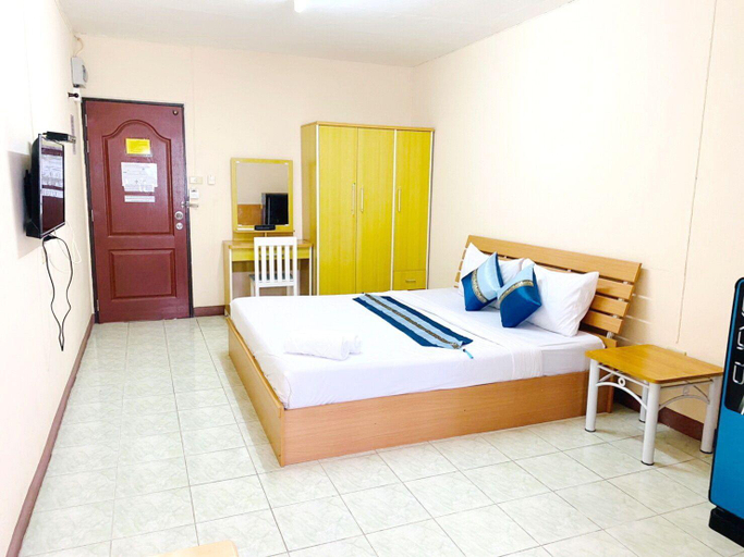 Bedroom 18