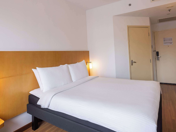 Bedroom 12