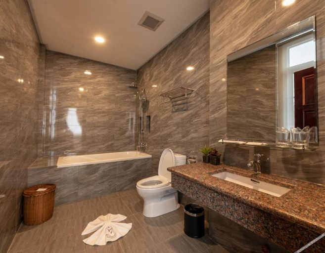Bathroom 3, One Vientiane Hotel & Restaurant, Vientiane