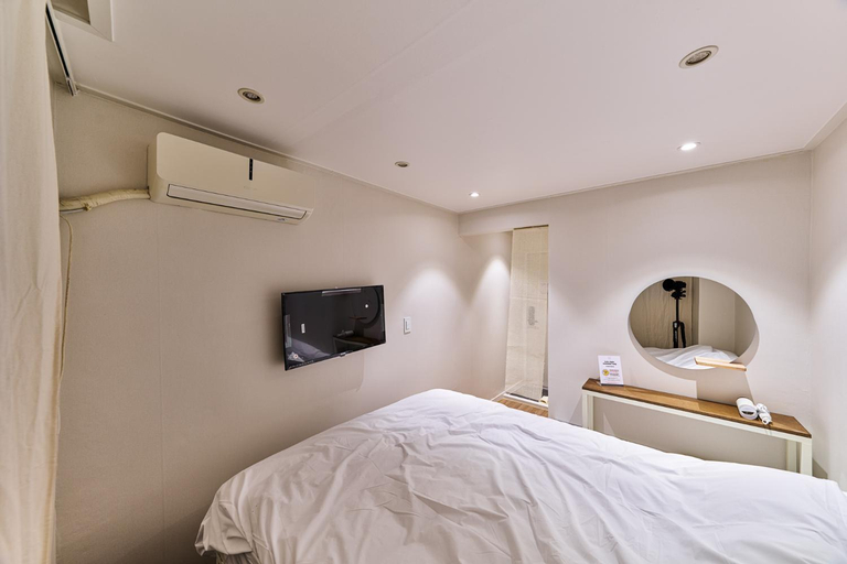 Bedroom 4, Lifein Insa, Jongno
