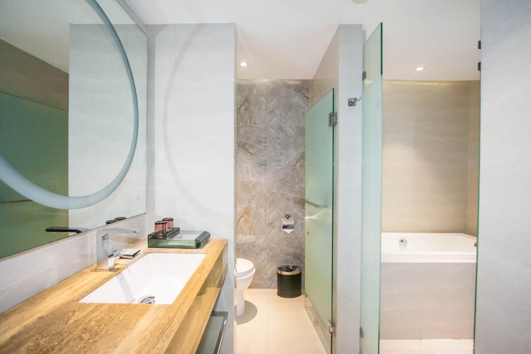 Bathroom 5, Hotel XYZ, Tacloban City
