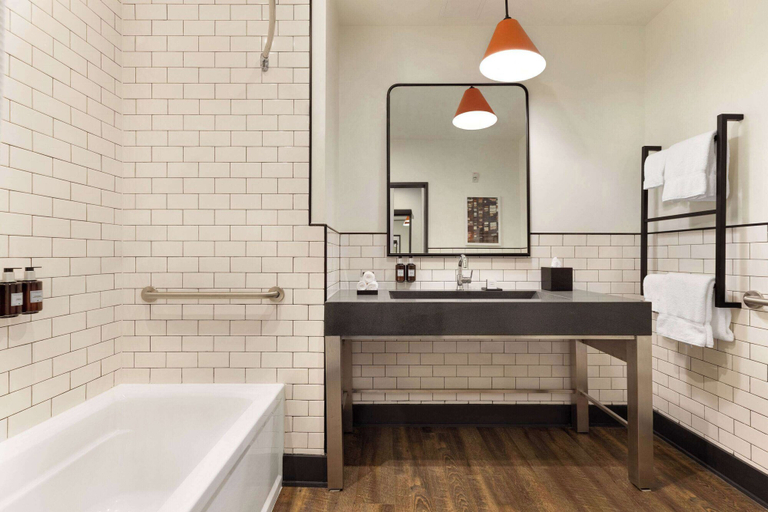 Bathroom 4, Origin Westminster a Wyndham Hotel, Jefferson