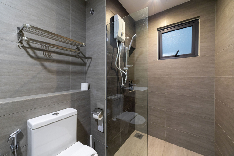 Bathroom 3, MayaBay Residence by Sleepy Bear, Kuala Langat