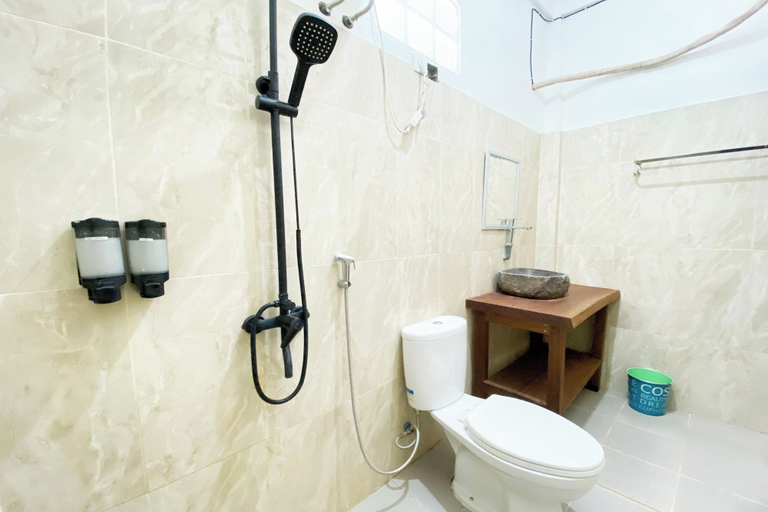 Bathroom 4, Bujai Mentawai Griya Hotel, Kepulauan Mentawai